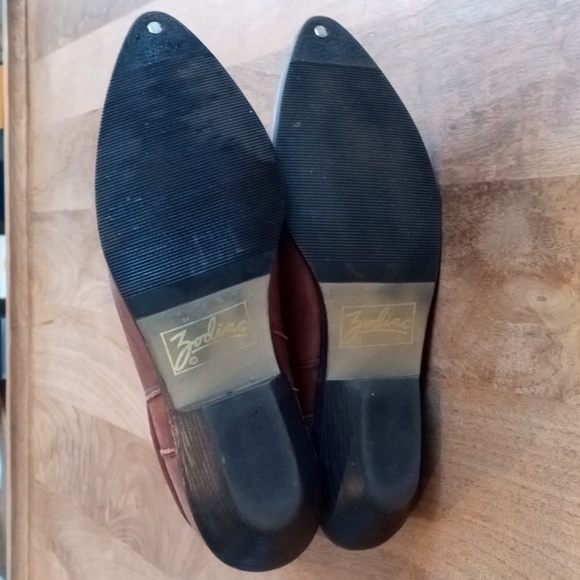 Zodiac Chestnut Leather Heeled Boots - Picture 4 of 9